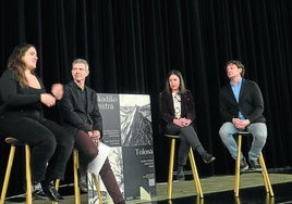 Goiurri Eceiza, Oriol Roch, Nerea Letamendia y Luis Orduña, durante la presentación del concierto.