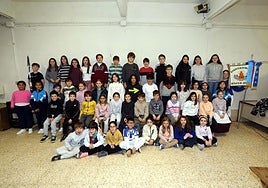 Los componentes de la tamborrada infantil de Arantzatzuko Ama.