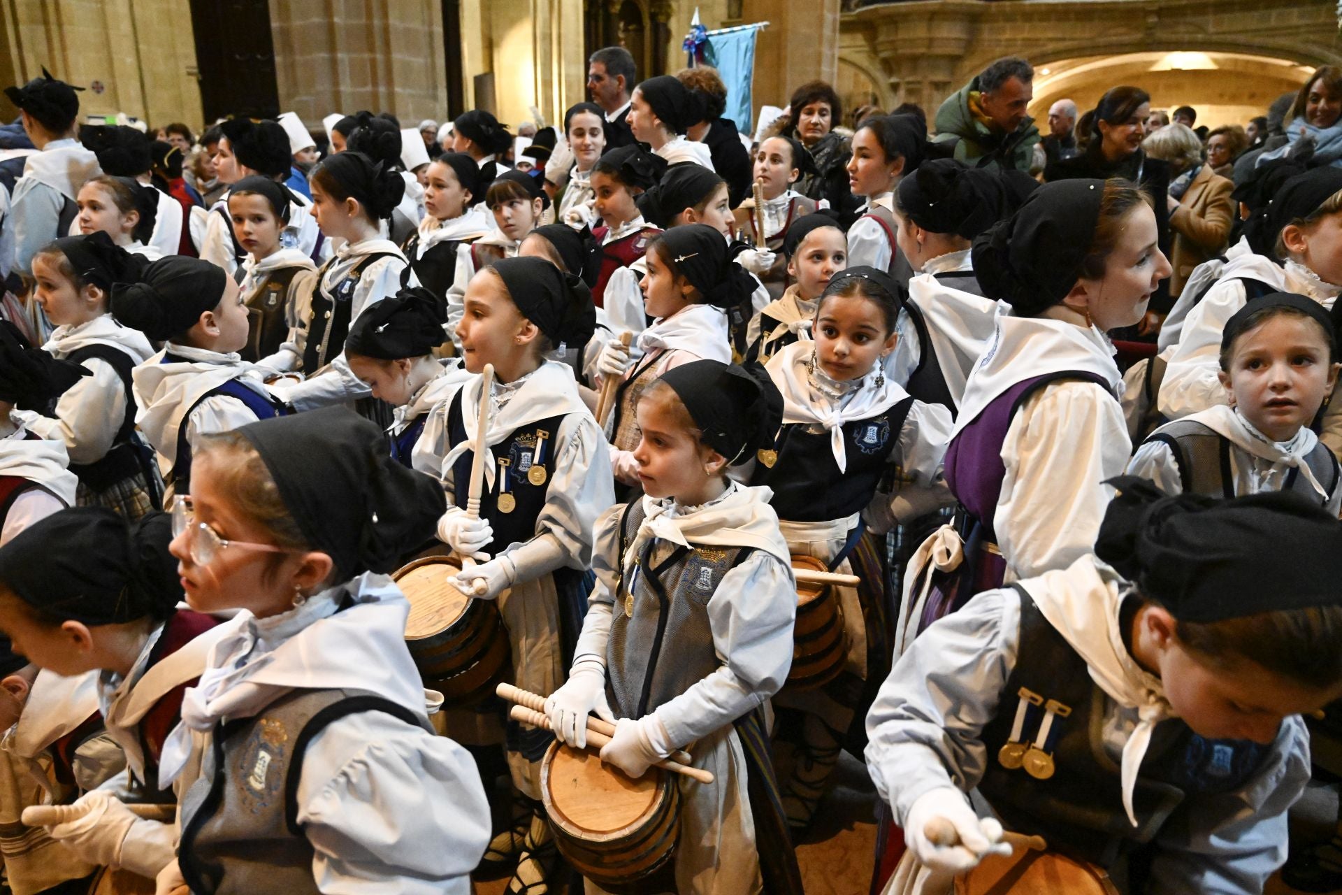 Multitudinaria misa de San Sebastián