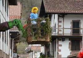 Sunbilla fue una aldea gala en la que no faltó detalle. El fuerte viento hizo que bajara algo la afluencia de visitantes, a pesar del buen humor de los sunbildarras.