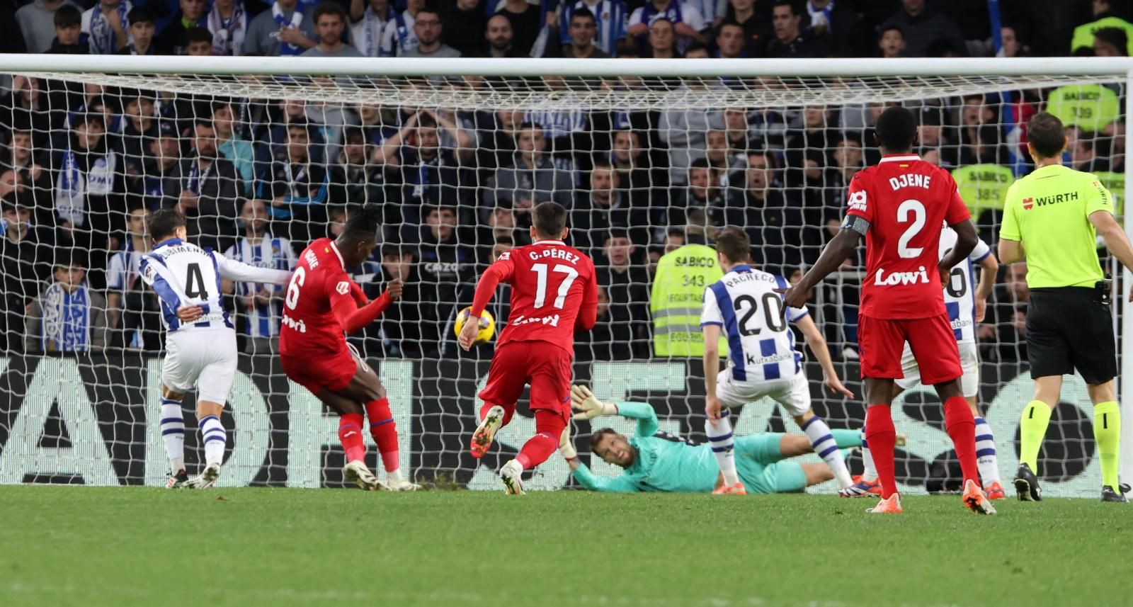 Las mejores imágenes del Real Sociedad 0 - Getafe 3