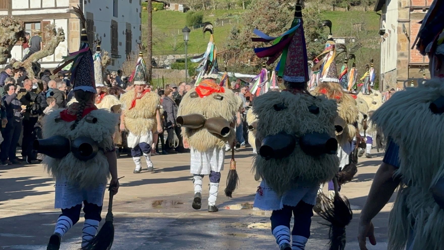 Ituren despierta por carnaval