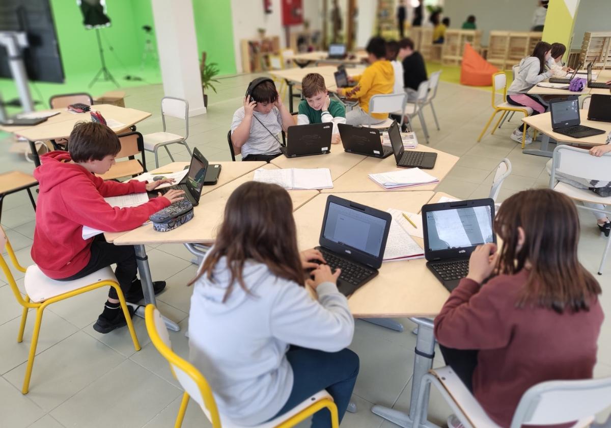 Talaia crea la comisión para niños y niñas con necesidades educativas especiales