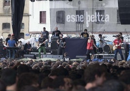 Concierto de Esne Beltza en La Flamenka pirata en 2014, un escenario que han pisado varias veces y recuerdan con cariño.