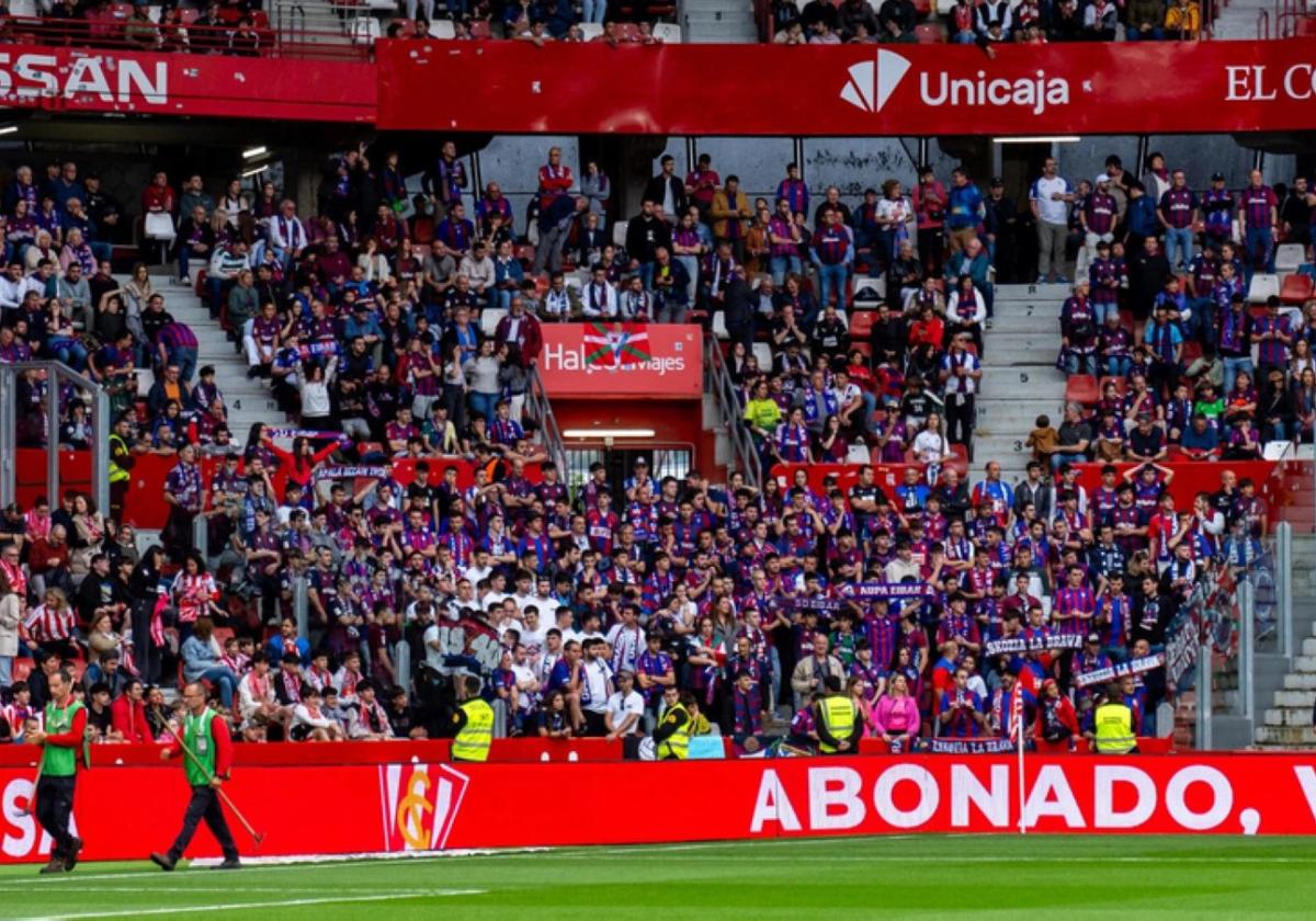 El Eibar pondrá a la venta entradas con autobús para el partido en El Molinón