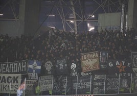 La afición del PAOK, ayer antes del partido.