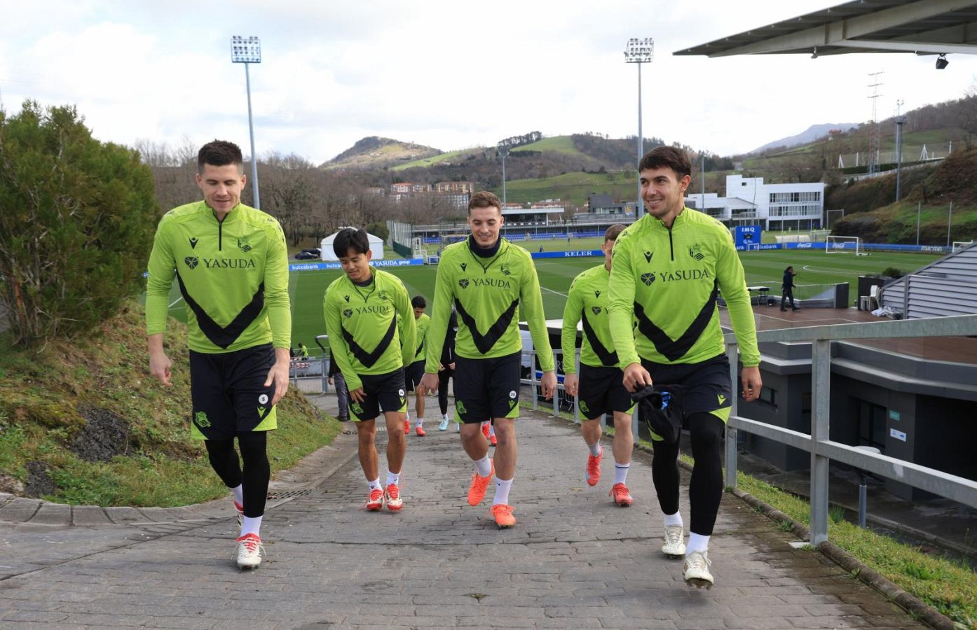 Imanol, con casi todos disponibles ante Osasuna