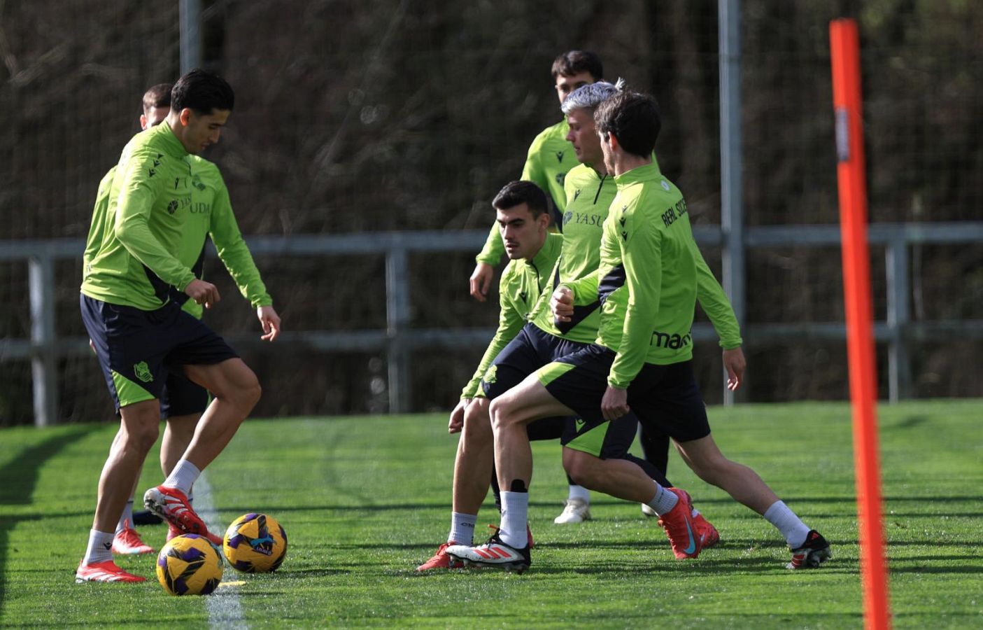 Imanol, con casi todos disponibles ante Osasuna