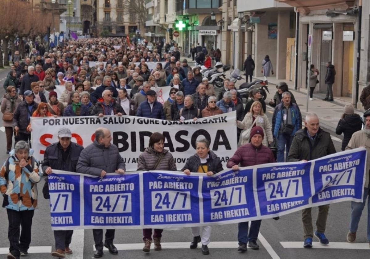 La plataforma 24/7 durante su participación en la manifestación donostiarra.