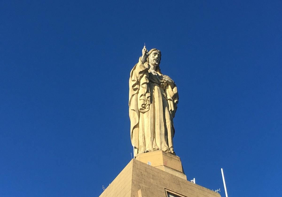 La estatua será limpiada y adecentada en una semanas