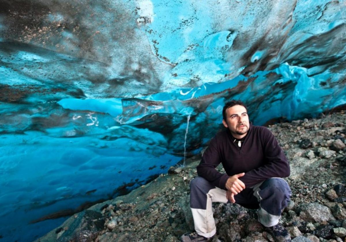 El antropólogo Francesc Bailón hablará mañana, en compañía de Roge Blasco, sobre la vida y las tradiciones del pueblo inuit.