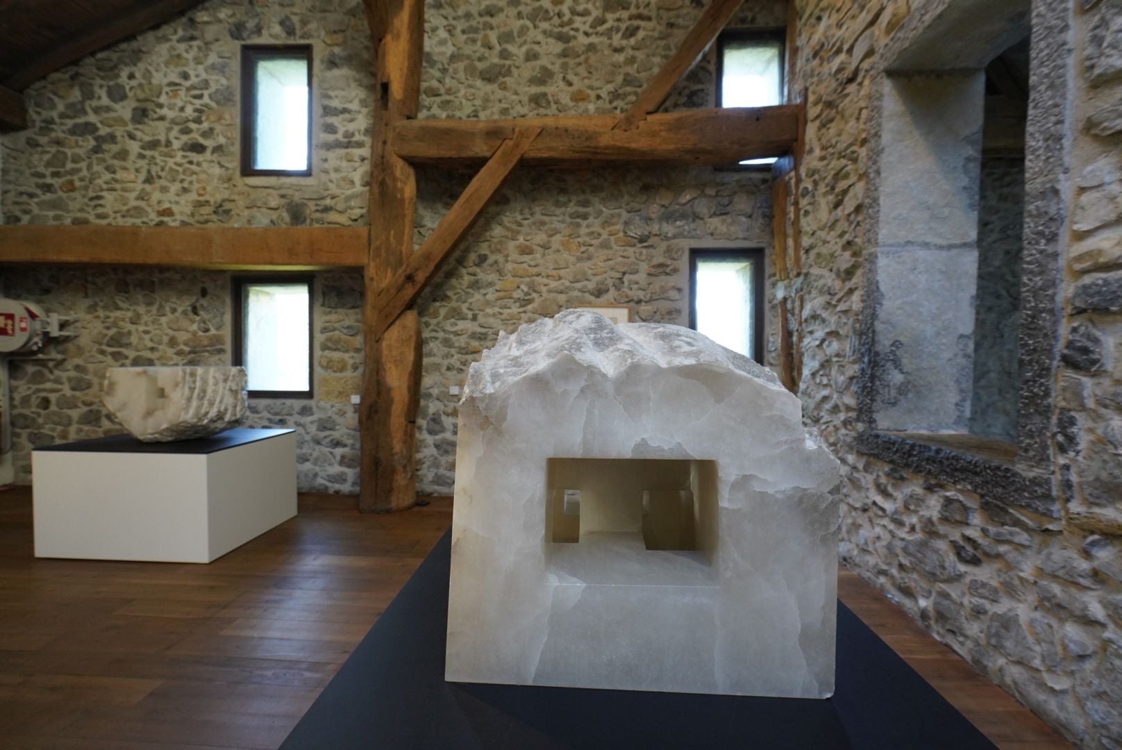 Exposición &#039;Harri, Lurra, Huts&#039; en Chillida Leku