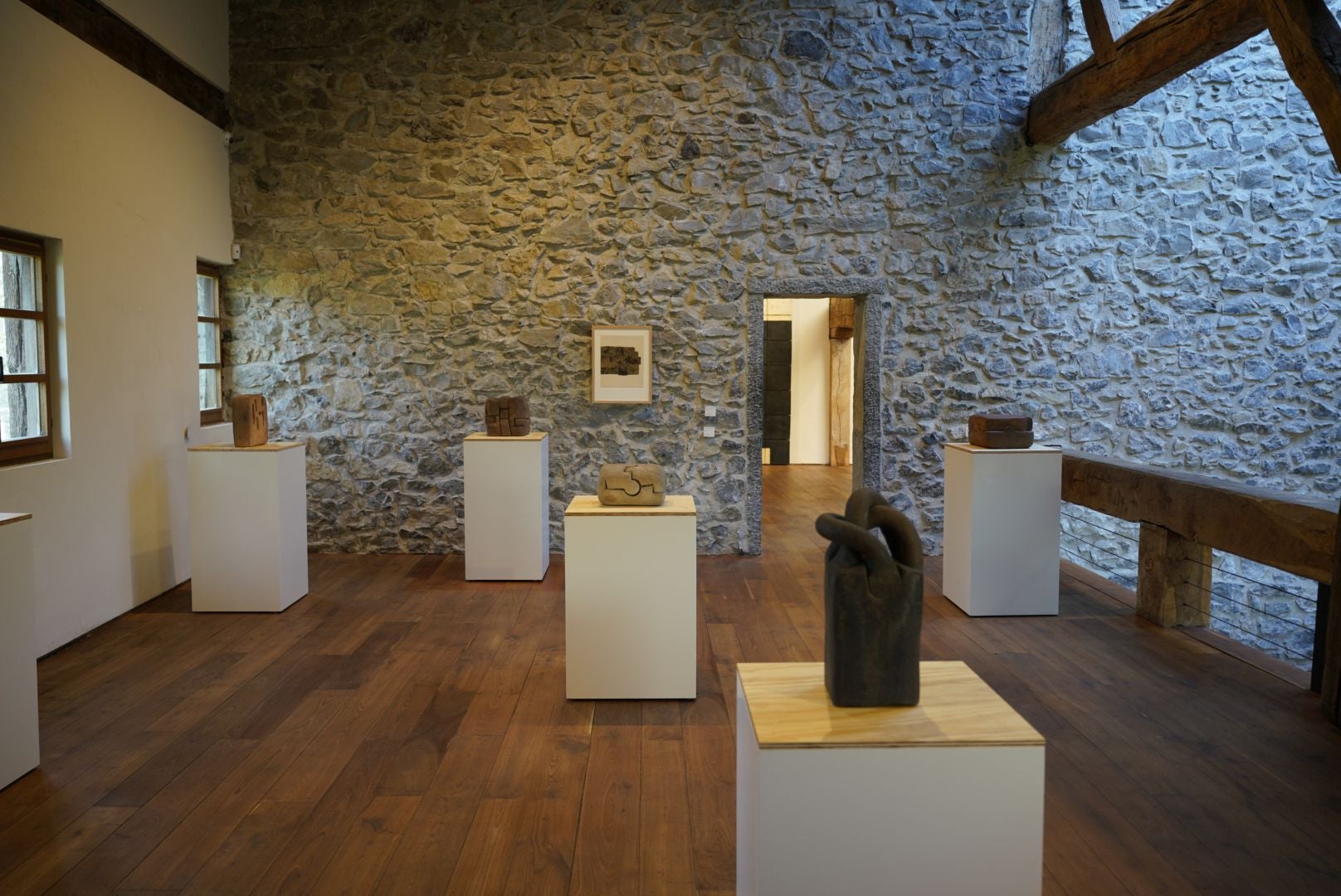 Exposición &#039;Harri, Lurra, Huts&#039; en Chillida Leku