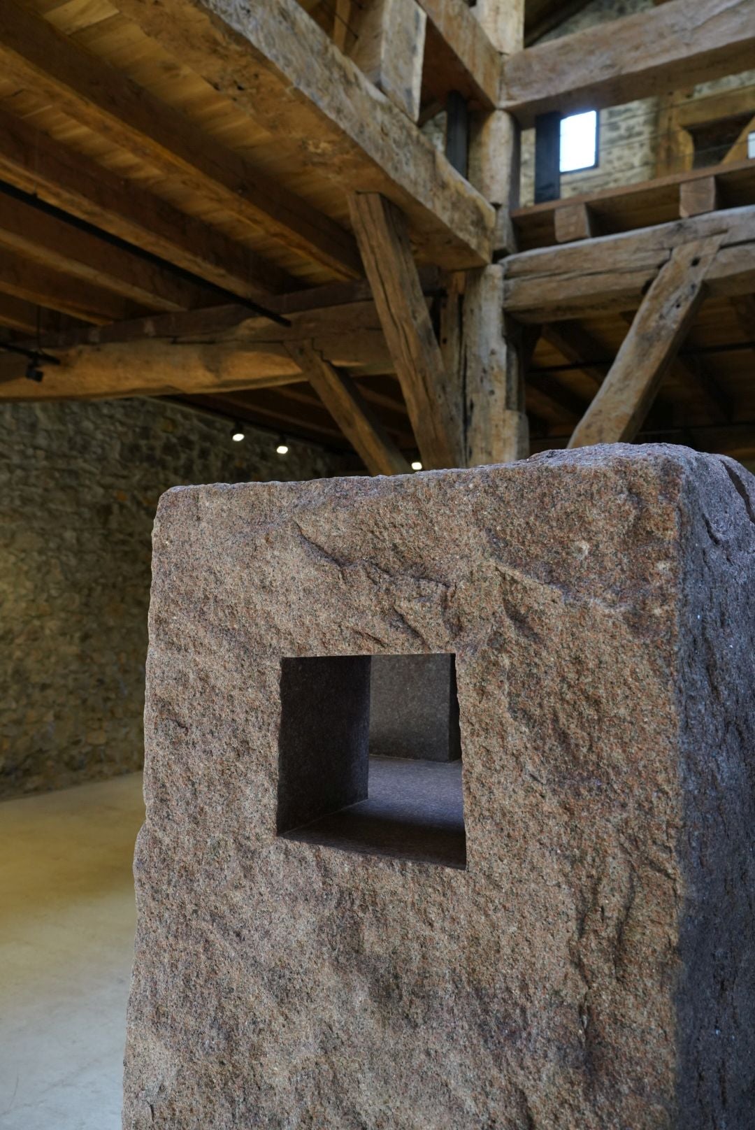 Exposición &#039;Harri, Lurra, Huts&#039; en Chillida Leku