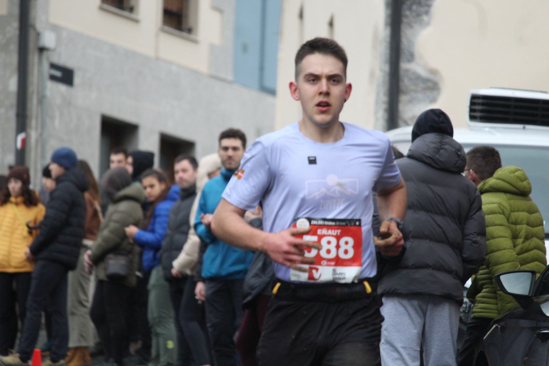 Iraitz Legorburu eta Eneritz Aramendi nagusi Kobaz Koba Trail lasterketan