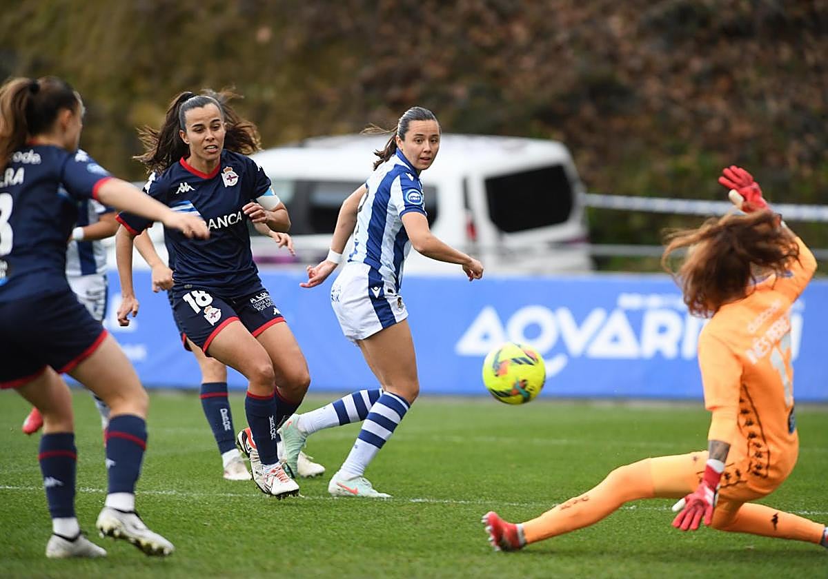 Amaiur, en una jugada del partido disputado ayer en Zubieta