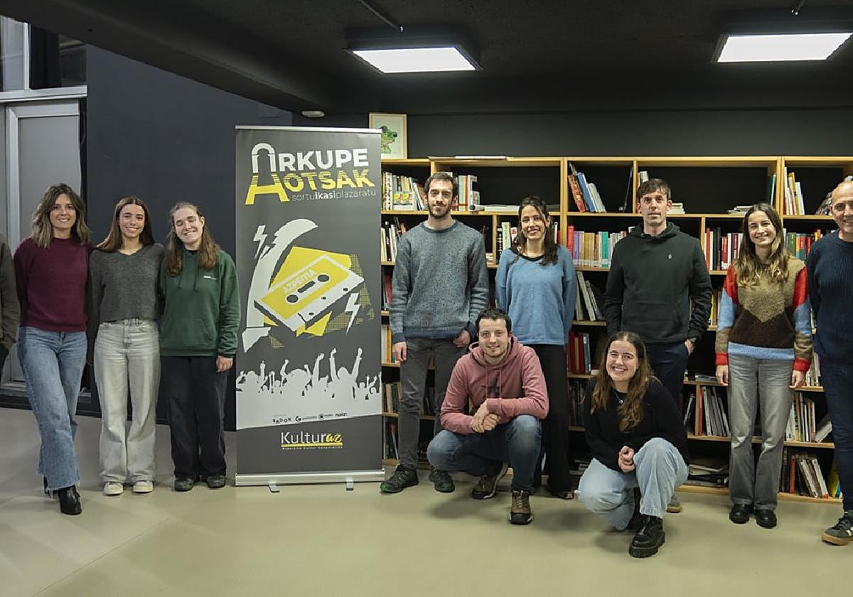 Zazpigarren edizioan hautatuak izan diren protagonistak eta Kururaz kooperatibako kidea.