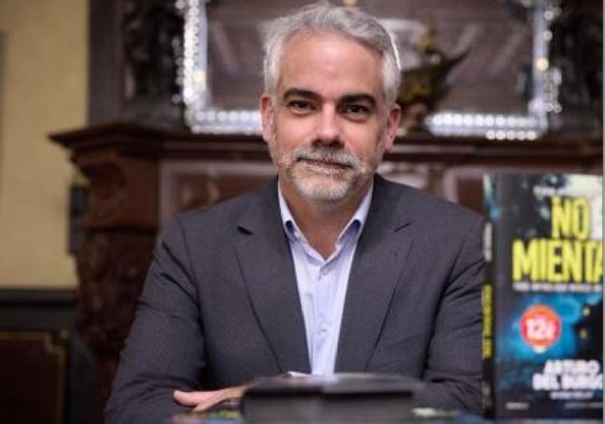 Arturo del Burgo sitúa en Donostia su 'thriller' sobre la infidelidad