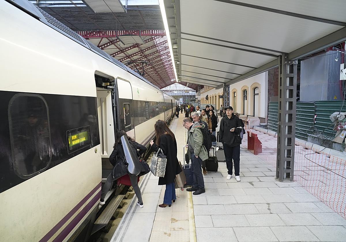 Los viajeros vuelven a la Estación del Norte dos años después | El ...