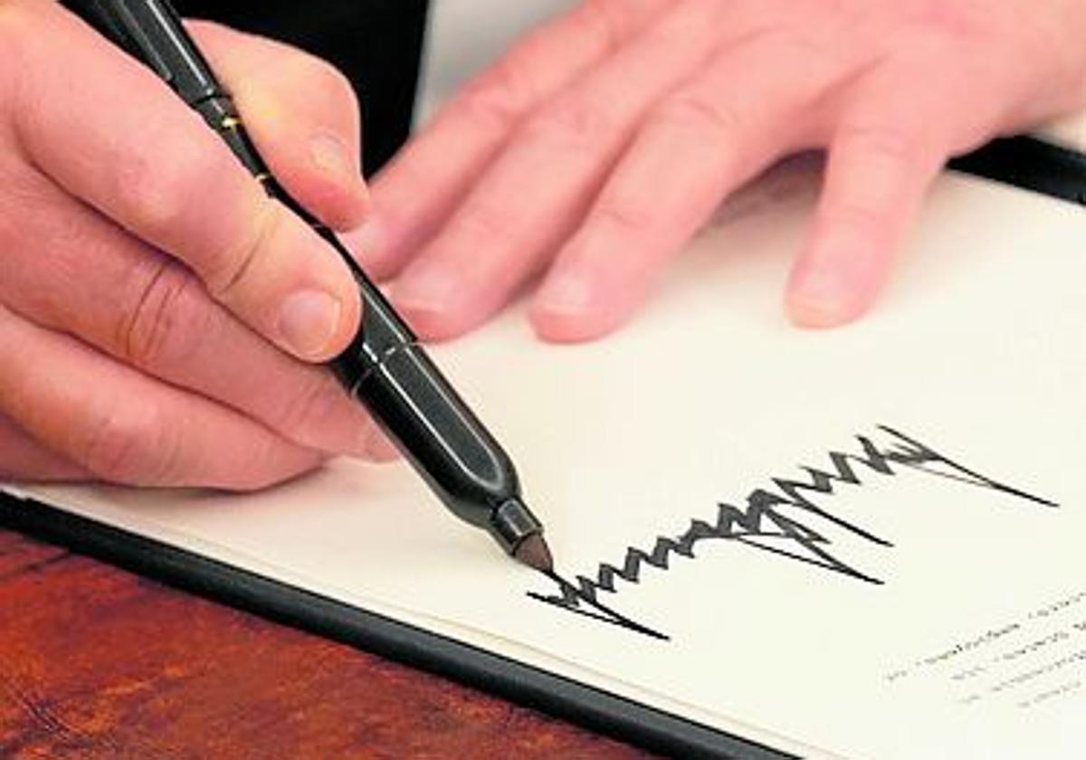 El hombre que firmaba demasiado