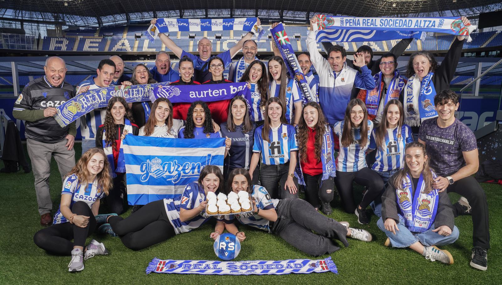 DV juntó a aficionados de la Real en Anoeta para dar el primer aliento al equipo