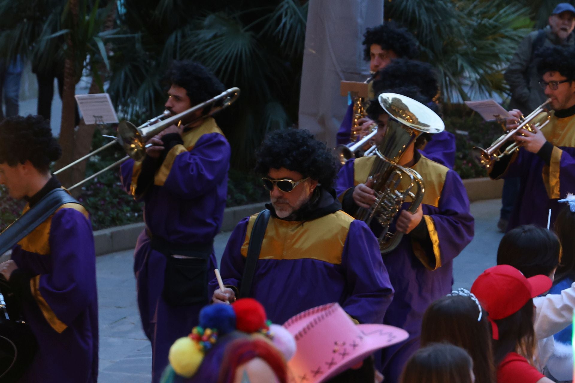 Ongi etorri, Dios Momo