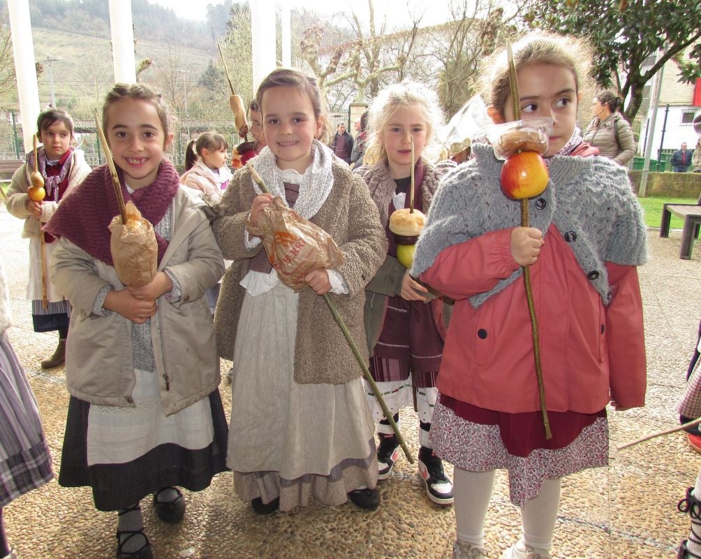 Urdelarderok ireki ditu inauteriak