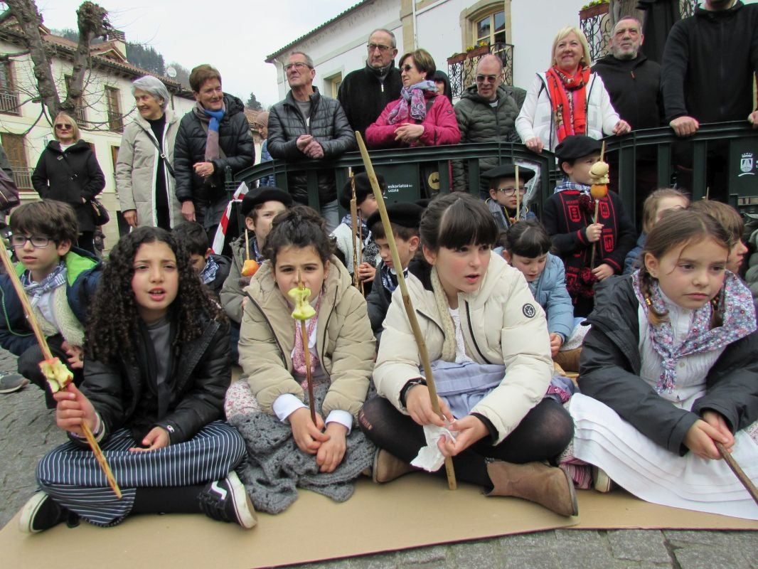 Urdelarderok ireki ditu inauteriak