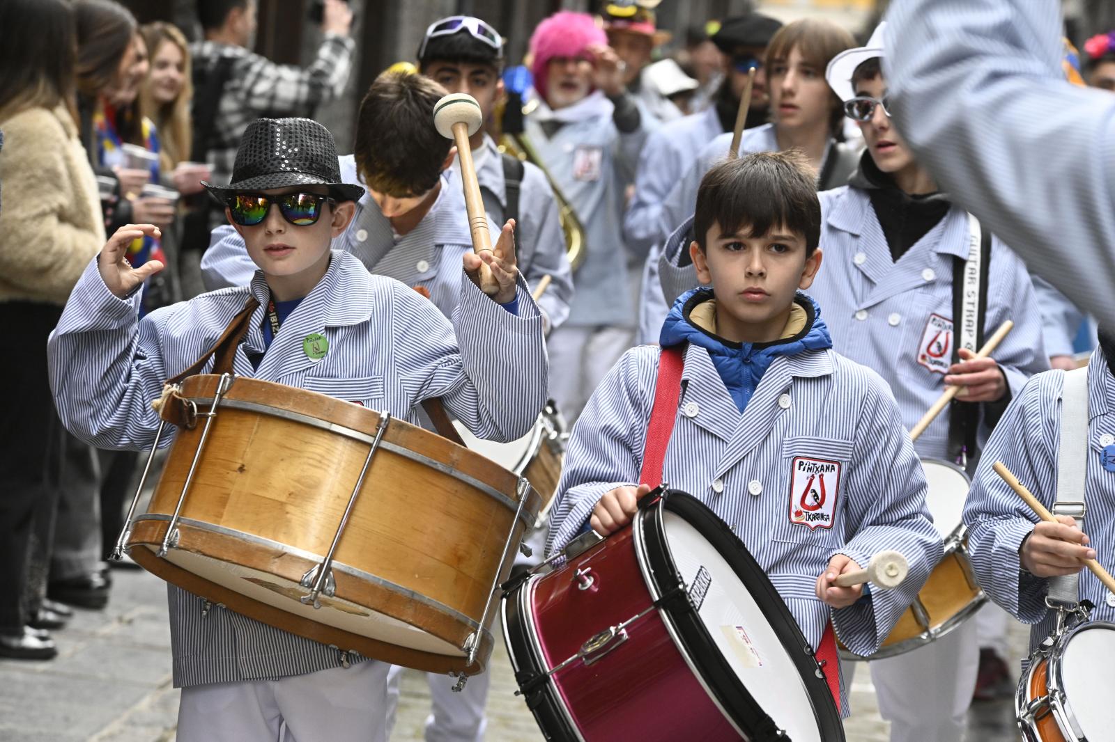 Tolosa vibra con los carnavales