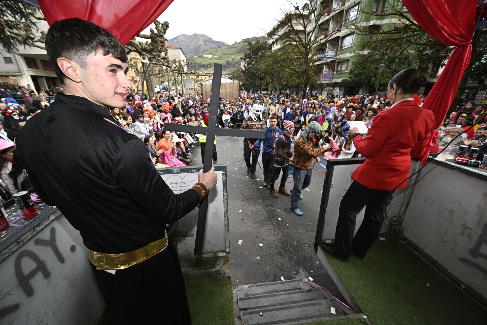La barandilla de la Concha en Tolosa gracias al Carnaval