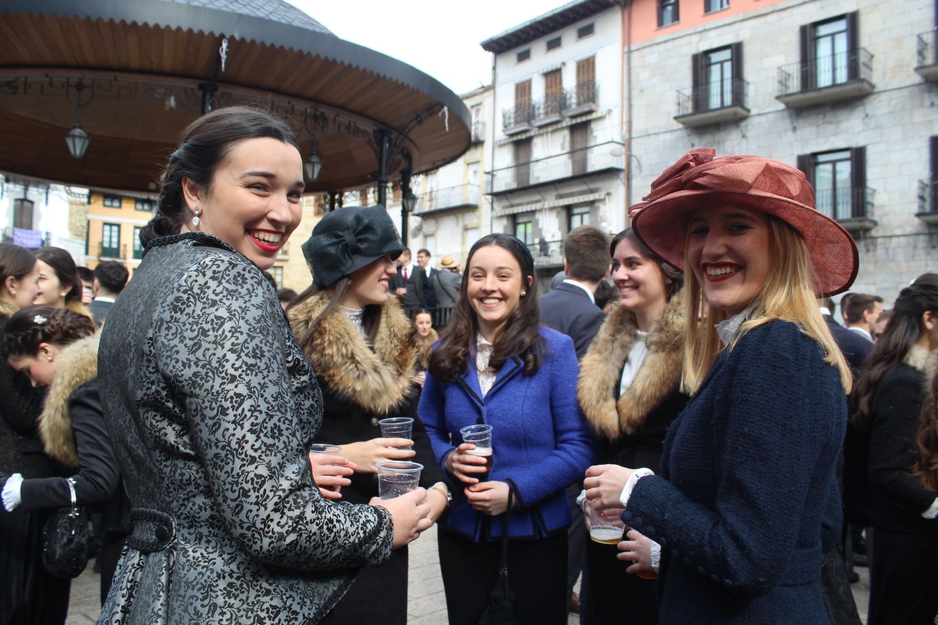 Azpeitia muestra su lado más elegante este Carnaval