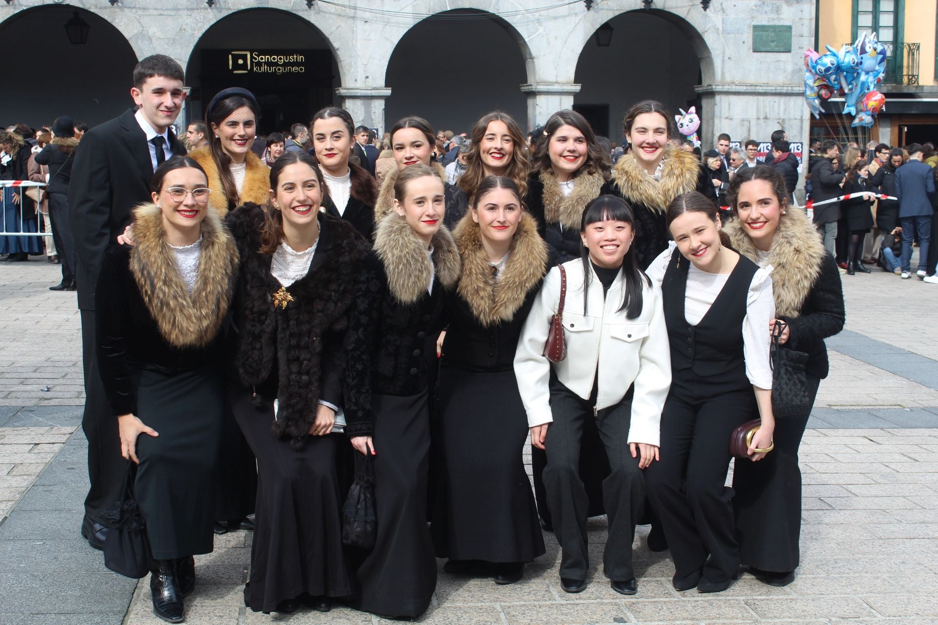 Azpeitia muestra su lado más elegante este Carnaval