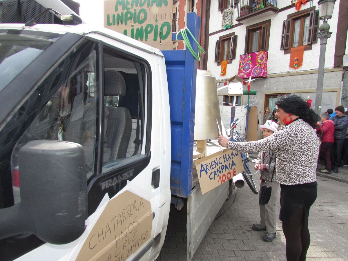 Aretxabaleta desbordó imaginación en el domingo de Carnaval