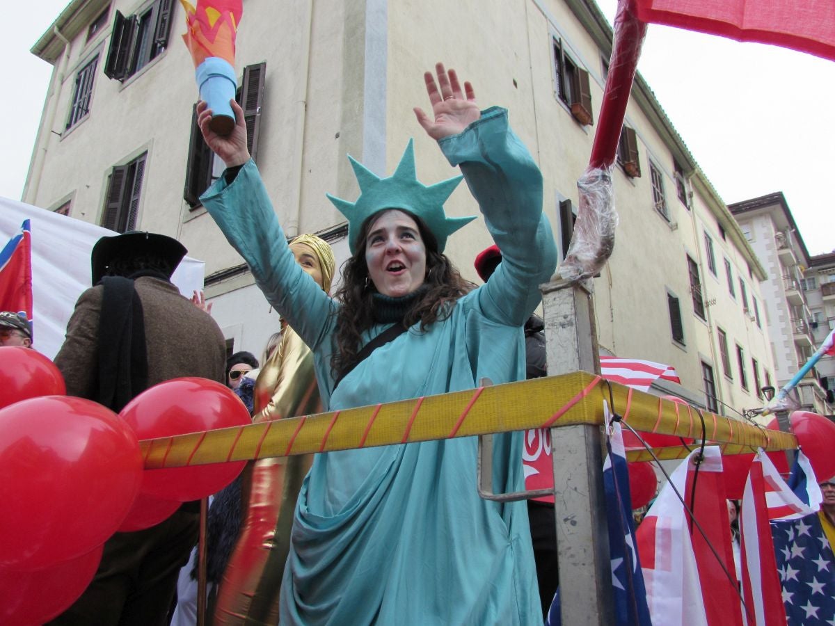 Aretxabaleta desbordó imaginación en el domingo de Carnaval