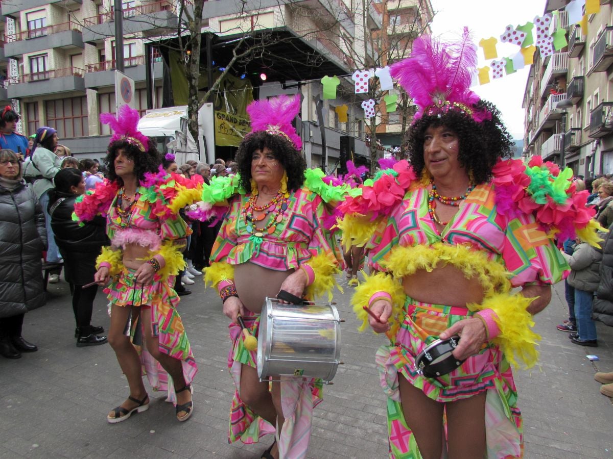 Aretxabaleta desbordó imaginación en el domingo de Carnaval