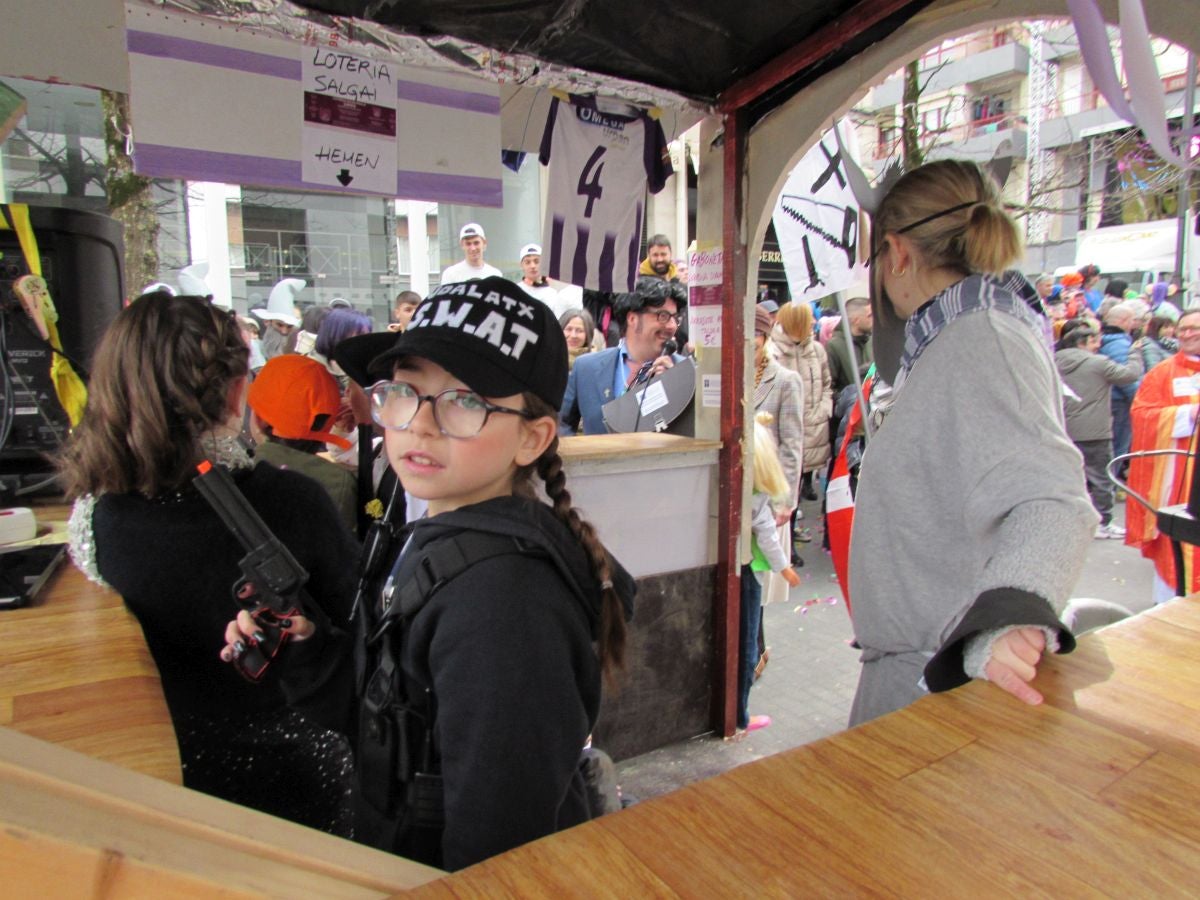 Aretxabaleta desbordó imaginación en el domingo de Carnaval