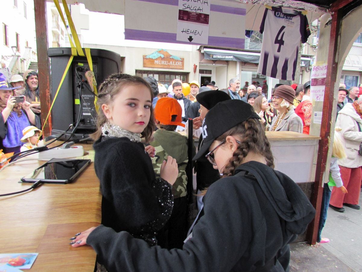 Aretxabaleta desbordó imaginación en el domingo de Carnaval