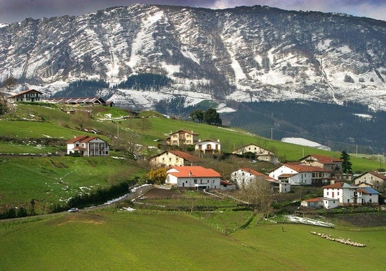 Una imagen del valle de Aramaio en el corazón de Euskadi.