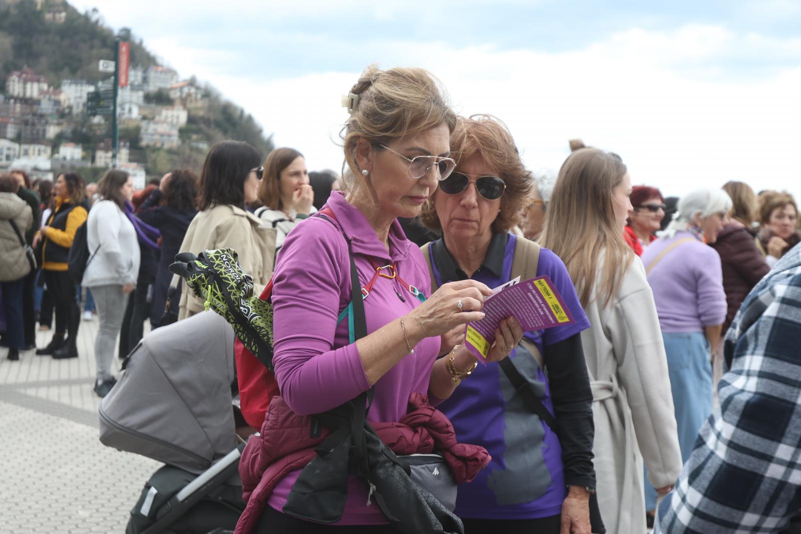 Manifestación del 8M en Donostia por la igualdad y contra el fascismo