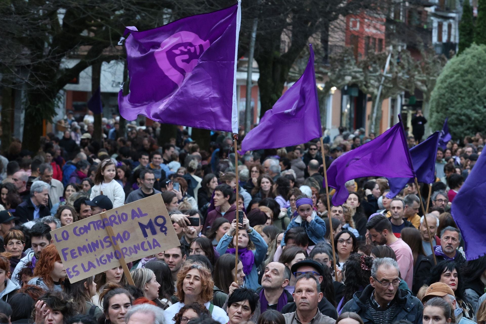 Gipuzkoa se tiñe de morado por el 8M