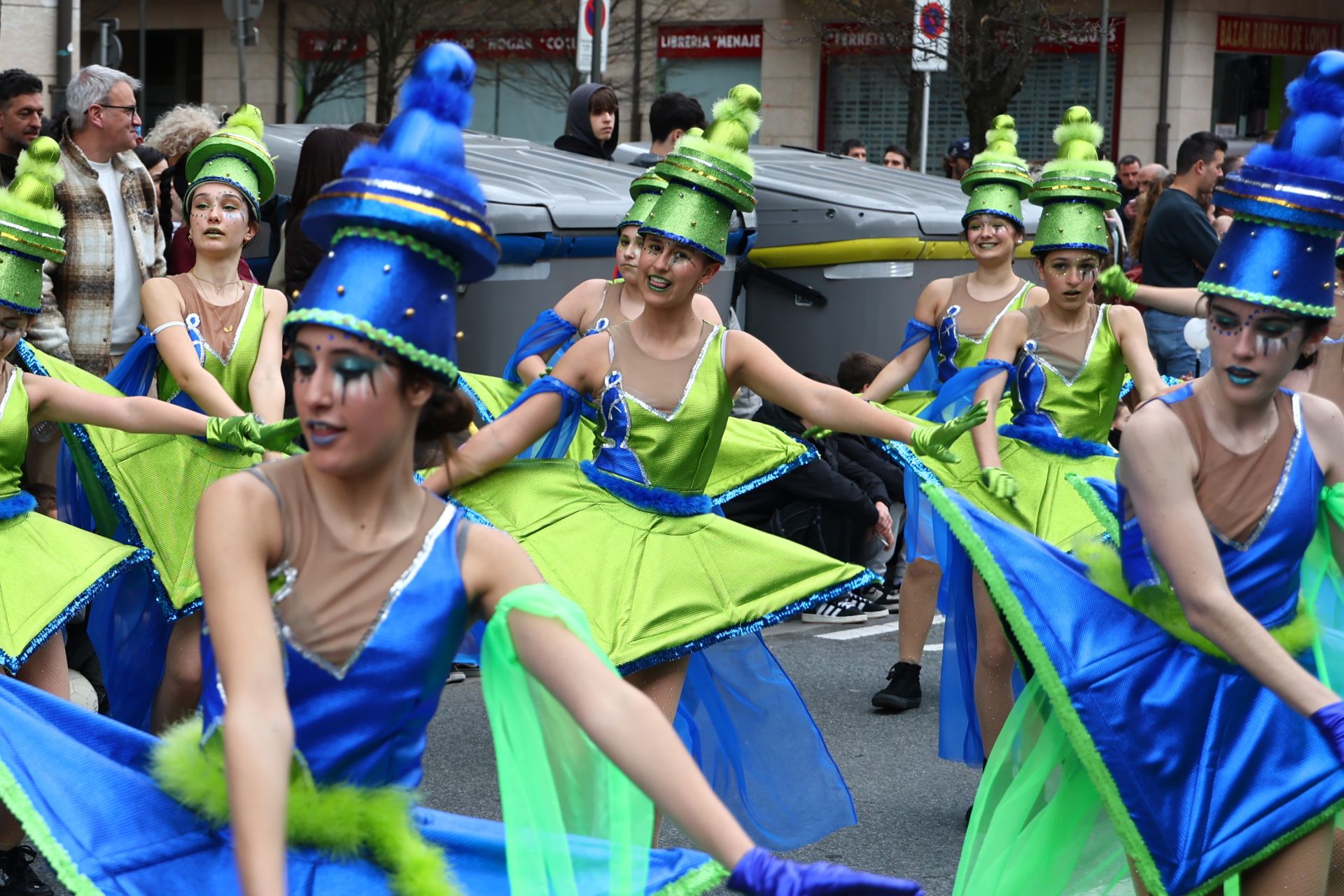 Las imágenes del desfile de carnaval en Riberas de Loiola