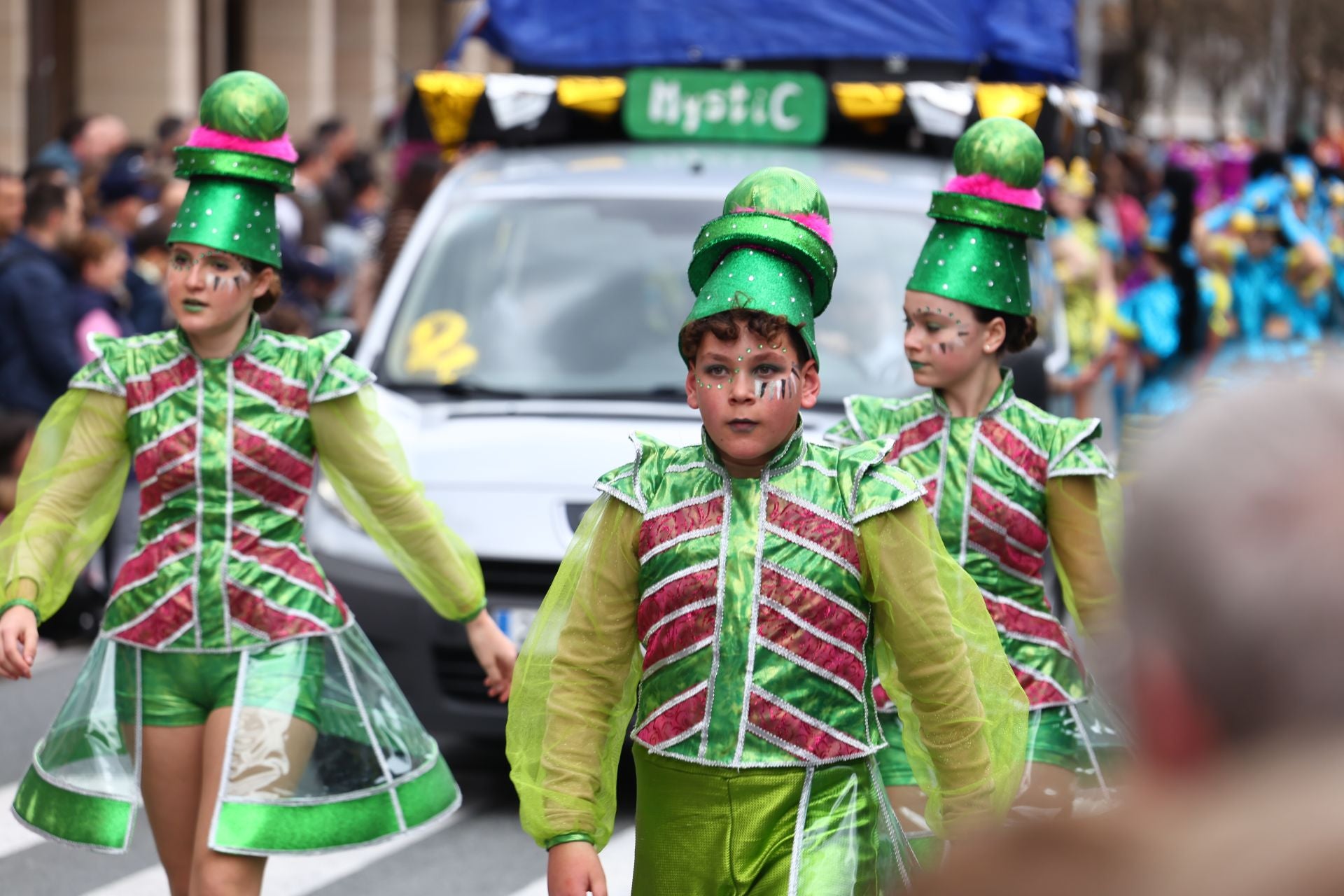 Las imágenes del desfile de carnaval en Riberas de Loiola
