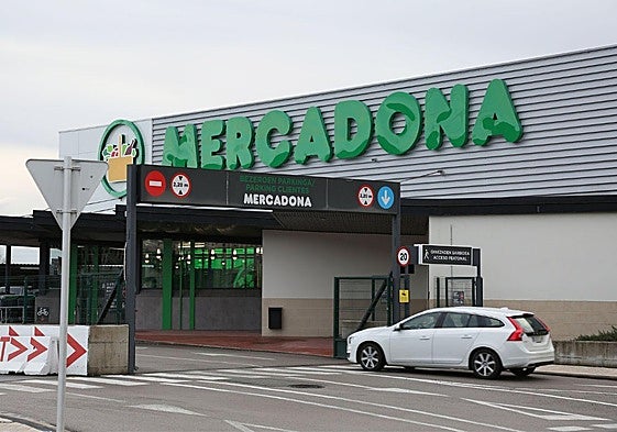 Mercadona de Irun, primer supermercado que la compañía abrió en Gipuzkoa.