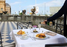 Sobre la mesa, algunas de las propuestas que se ofrecen en el brunch del Hotel María Cristina, a Luxury Collection Hotel.