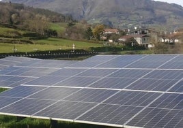 Parque fotovoltaico habilitado en terrenos del barrio azpeitiarra de Urrestilla.