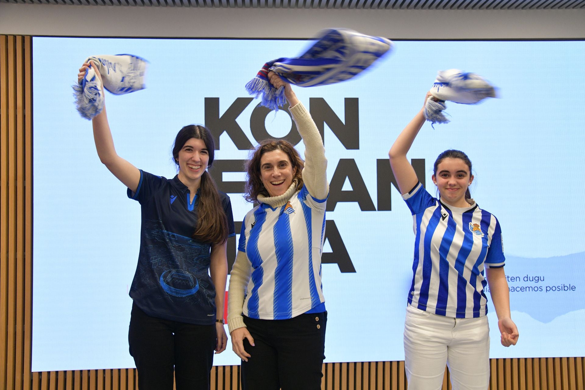 El DV Arena empuja a la Real desde casa