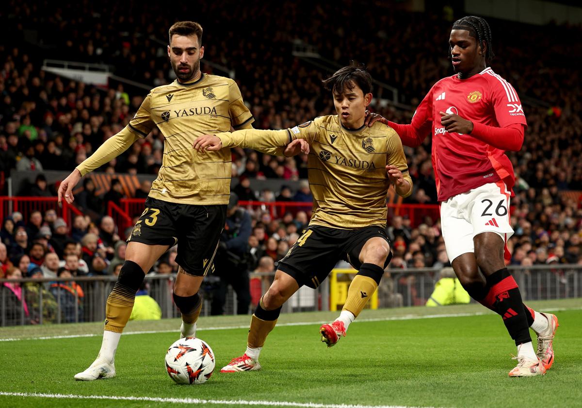 Brais Méndez, Kubo y Heaven, en el partido de Olda Trafford.