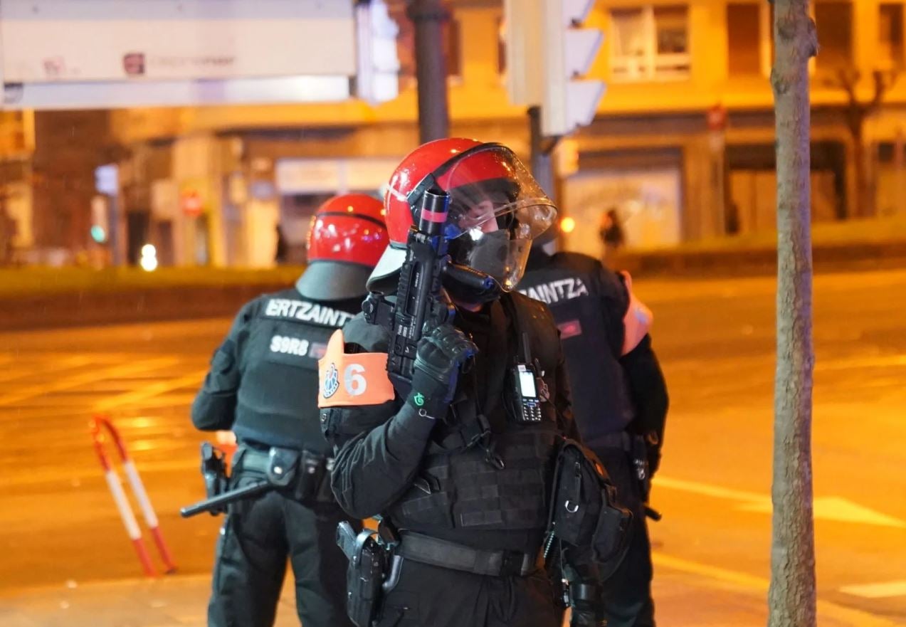 Detenidos y heridos en graves incidentes tras el Athletic-Roma