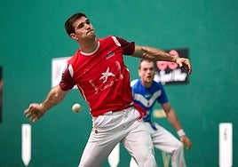 Zabaleta, en el partido contra Laso de la pasada edición del Manomanista.