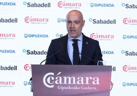 Mauri Arregui, presidente de la Cámara de Gipuzkoa, durante la entrega de premios de este viernes.